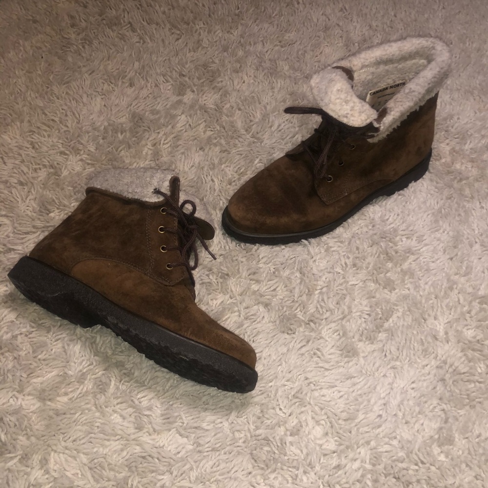 Vintage Canada North suede waterproof boots size 6